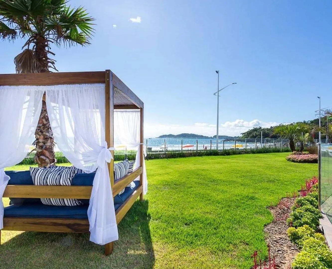 شقة Solar Do Atlantico 102 - Excelente Apartamento 2 Suites Em Condominio A Beira Mar - Piscina - Solario - بومبينهاس البرازيل